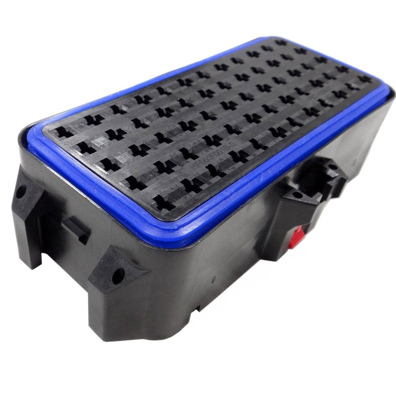 30 mini fuses or 10 micro relays