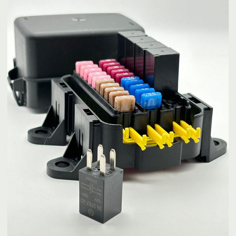 MTA 0301370 Sealed Power Distribution Module for 30 Minival Fuses /10 Micro-Relays