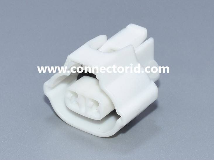 100017 Direct Equivalent to Yazaki 7223-1324