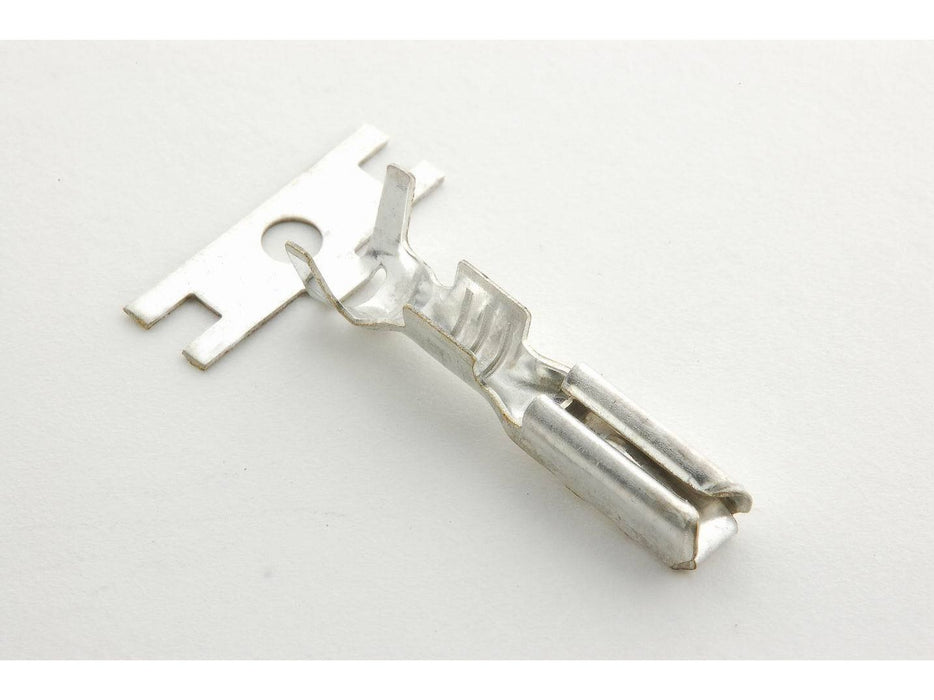 100055 Direct Equivalent to Yazaki 7116-1420