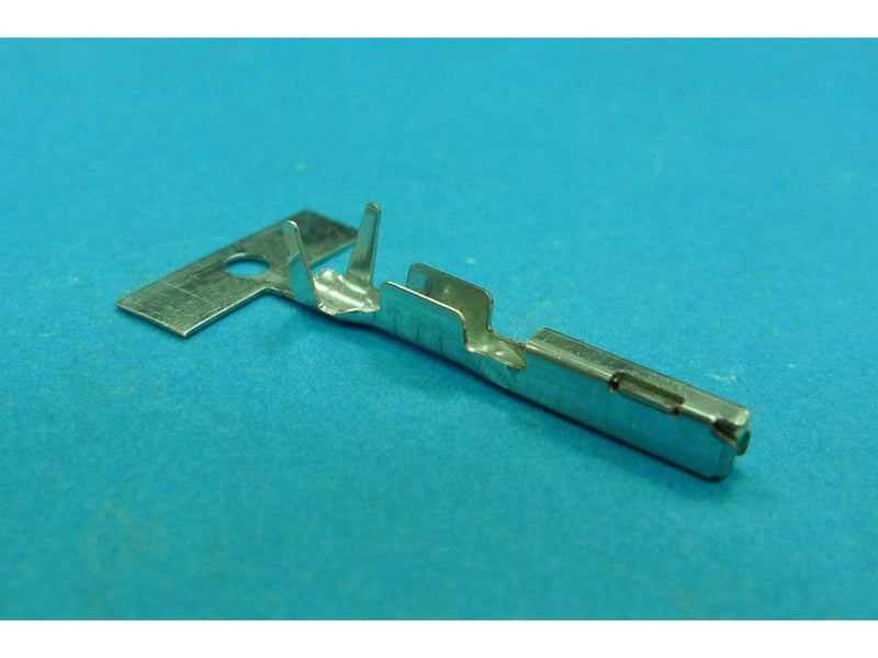 100034 Direct Equivalent to Yazaki 7116-4415-02 / 7116-4416-02